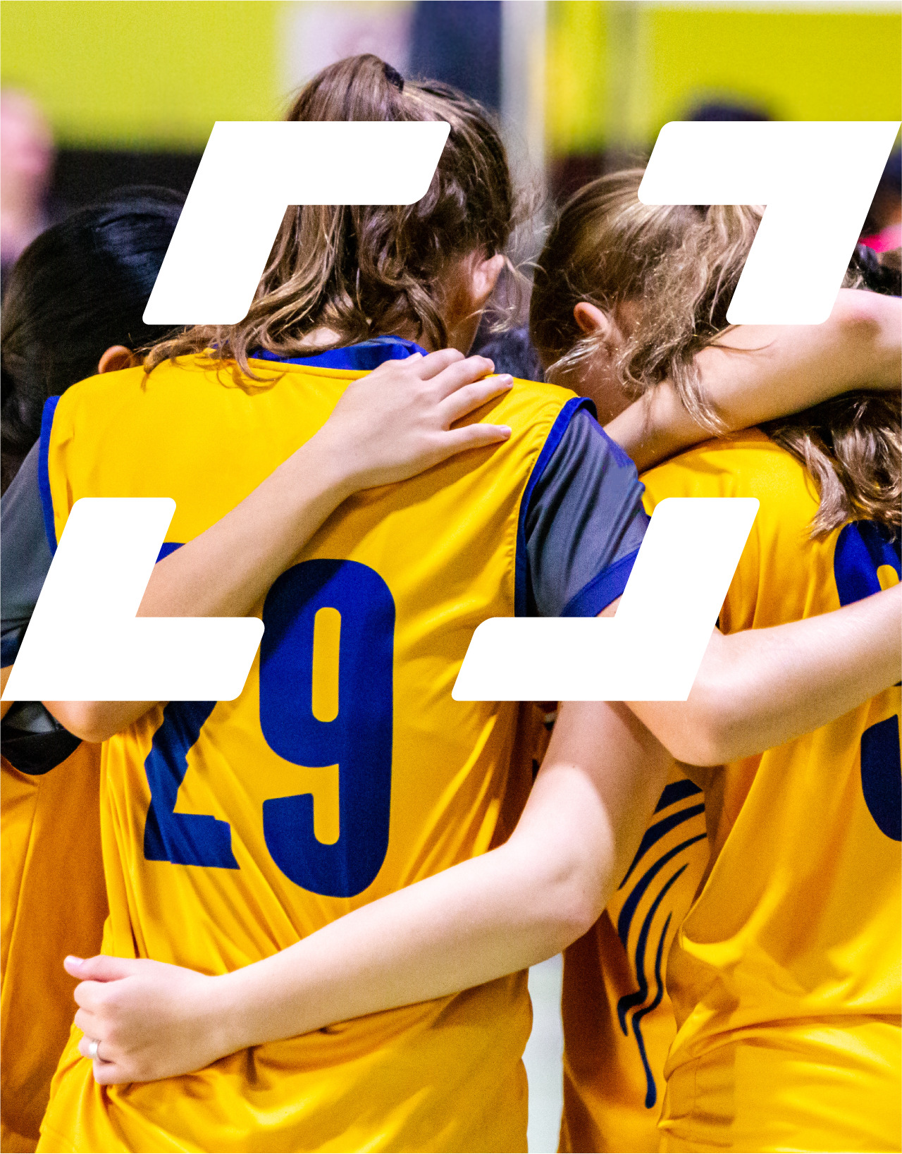 Top 5 Ways Custom Uniforms Strengthen Teams